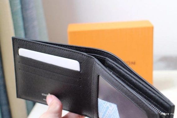 VUITTON LOUIS WALLET AMERIGO 0723